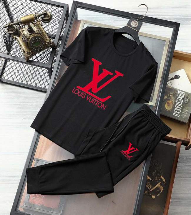 Picture of LV Shirt Pant Suits _SKULVM-5XLkdtn0923610